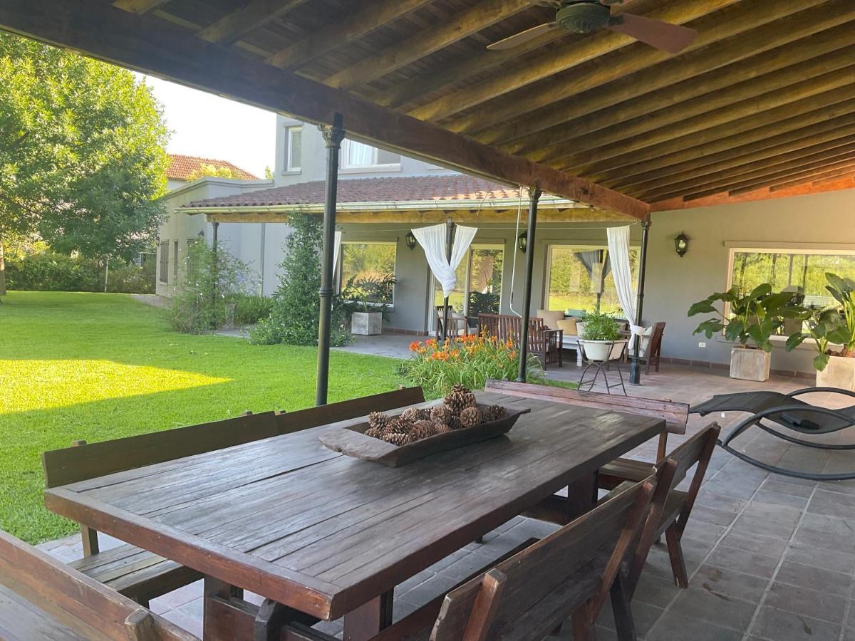 Del Pilar, Barrio Cerrado Vacaciones Holiday home Buenos Aires
